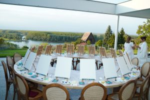 Proslave napolju 1000049528 (1)